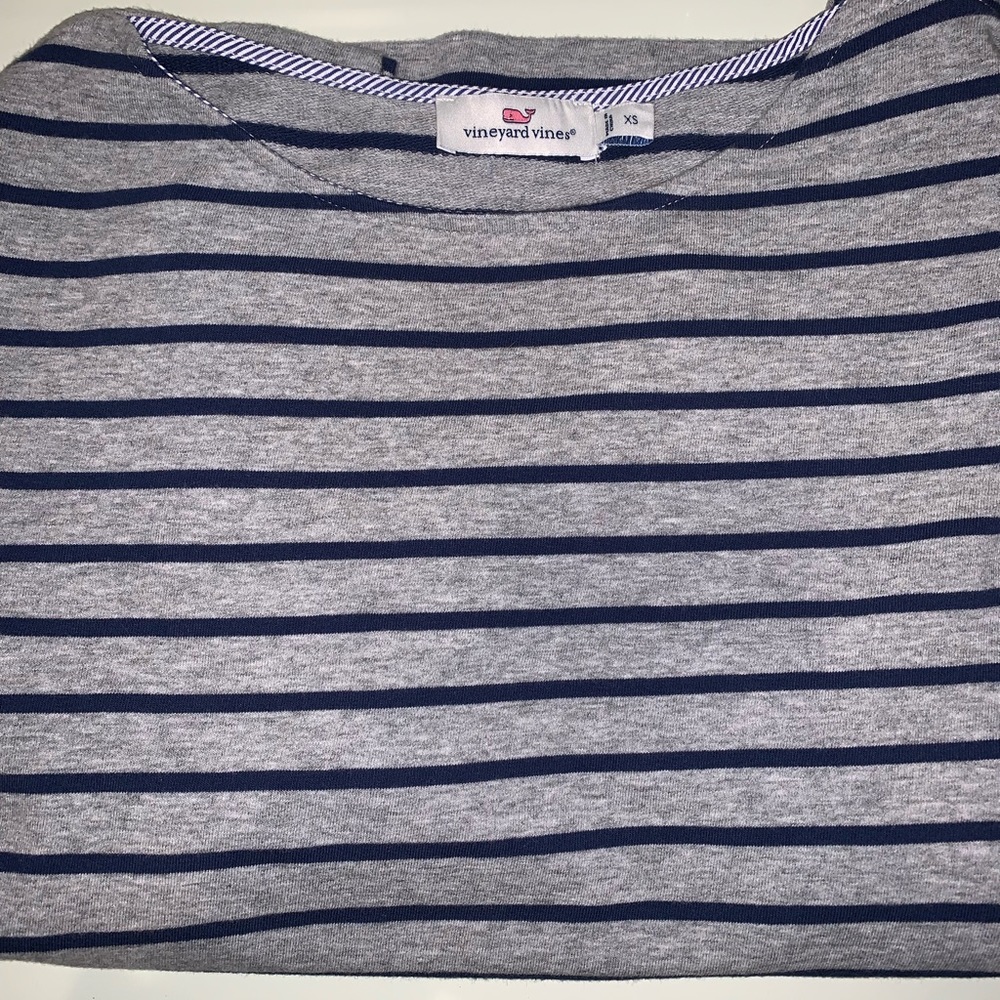 Vineyard Vines Stripped Shirt
